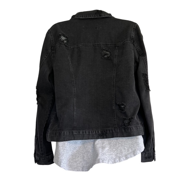 Distressed black jean jacket - Picture 6 of 7